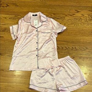 Silky Pink Short Sleeve Pajama Set with Contrast Piping